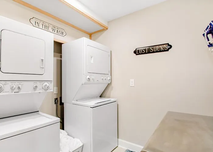 Port Angeles Water View Loft